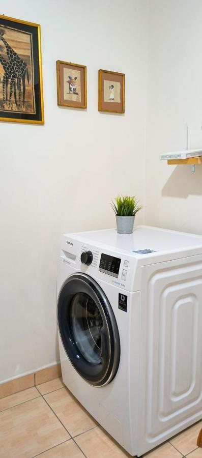 Central Apartment, Fully Equipped ฮีมาเรอ ภายนอก รูปภาพ